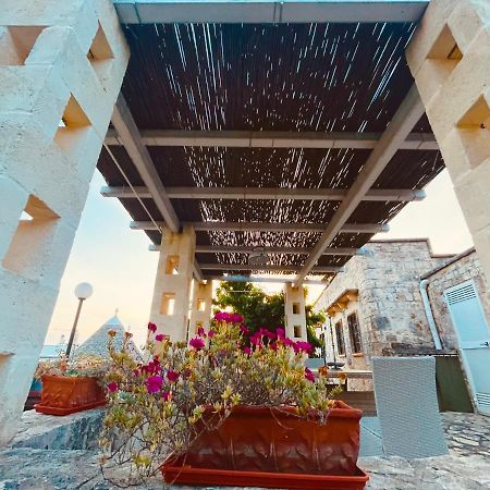 Hostal Trulli Di Zia Tata Locorotondo Exterior foto