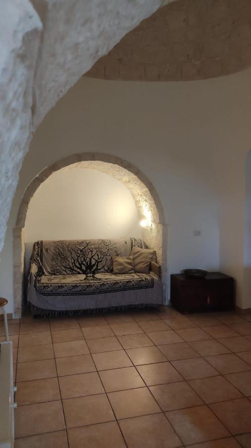 Hostal Trulli Di Zia Tata Locorotondo Exterior foto