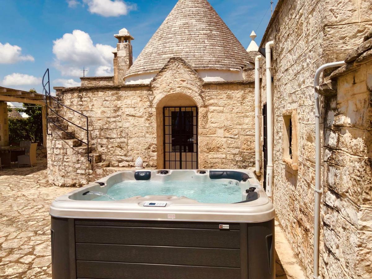 Hostal Trulli Di Zia Tata Locorotondo Exterior foto