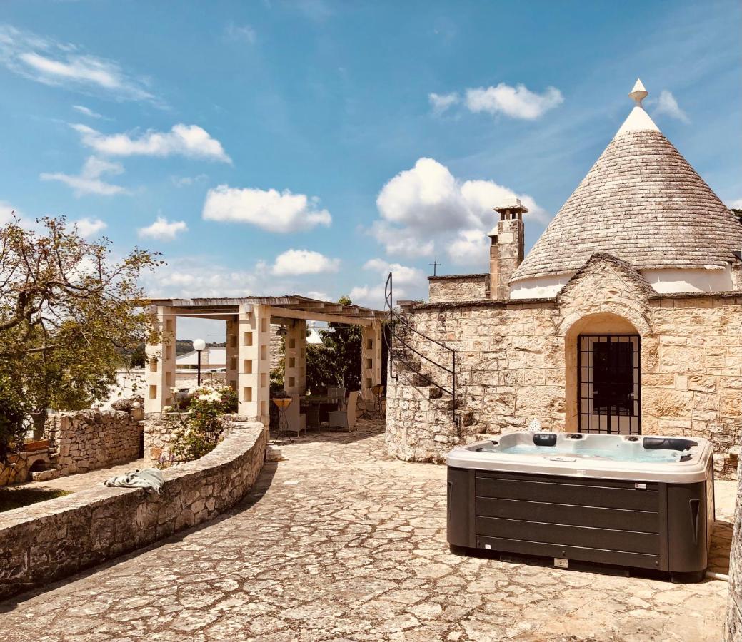 Hostal Trulli Di Zia Tata Locorotondo Exterior foto