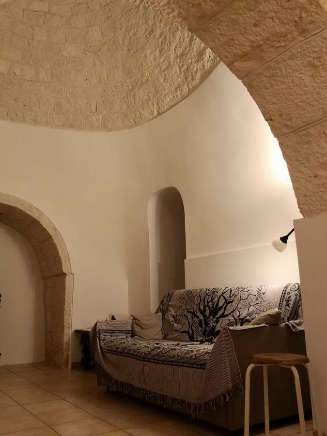 Hostal Trulli Di Zia Tata Locorotondo Exterior foto
